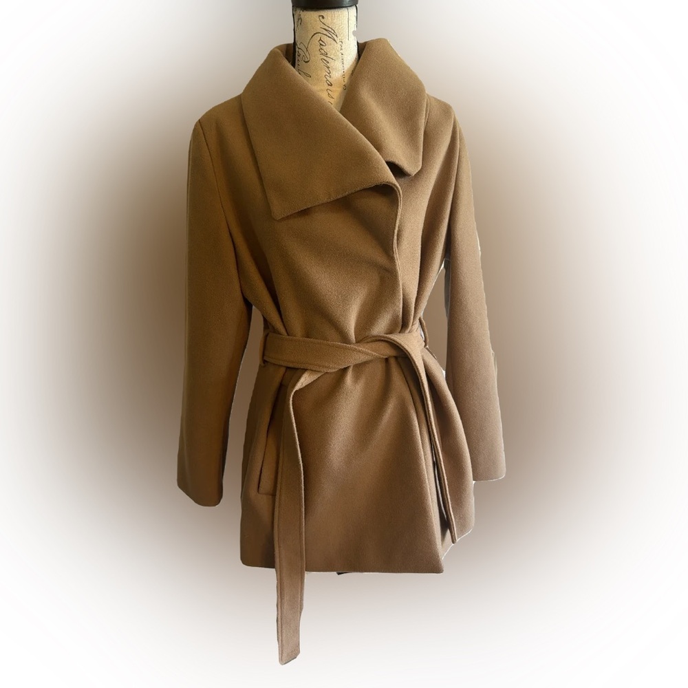 Perfect Camel Trench NWOT